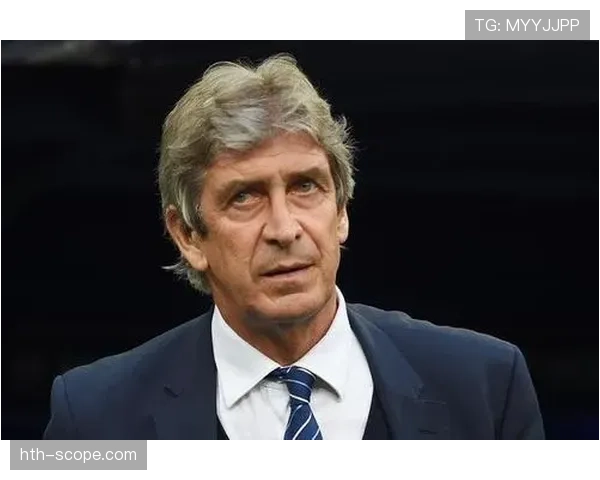 西蒙妮·曼努埃尔再创辉煌，刷新游泳世界纪录