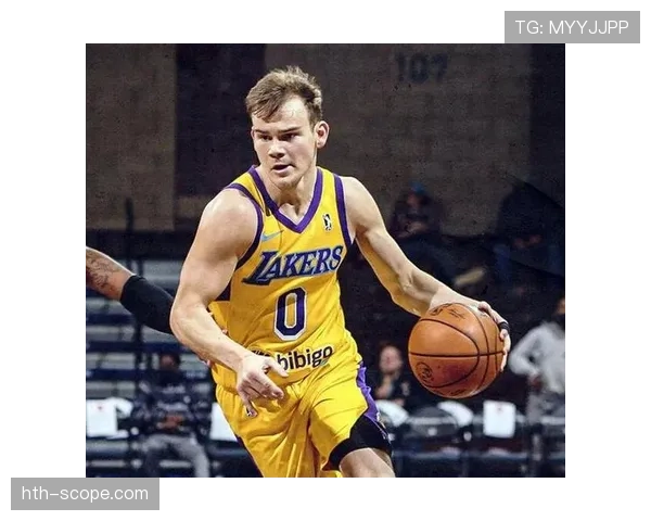 埃因霍温青训再创辉煌，新星闪耀赛场