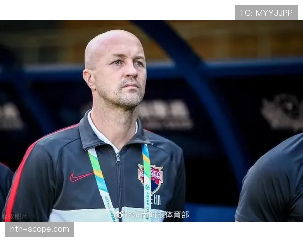 克鲁伊夫技术哲学重塑现代足球:战术革新与未来启示 克鲁伊夫技术哲学重塑现代足球:战术革新与未来启示