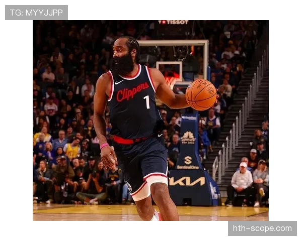 哈登拖鞋拎豆浆出门，门口那几辆车的价钱把我直接逼到怀疑人生